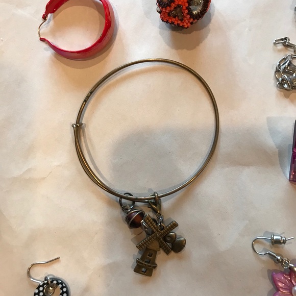 Jewelry bundle - Picture 2 of 7